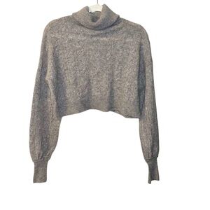 100% Cashmere cropped turtleneck sweater size L nwot